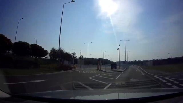 A very quick guide to using the channel tunnel. смотреть онлайн