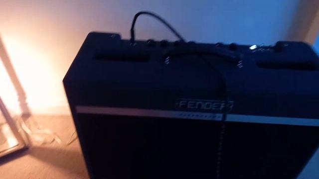 Fender Bassbreaker 18/30 смотреть онлайн