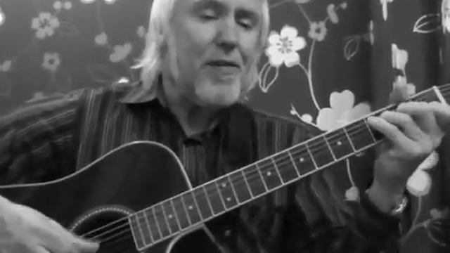 Chris Tobin sings - My Very Good Friend the Milkman (Johnny Burke, Harold Spina) смотреть онлайн