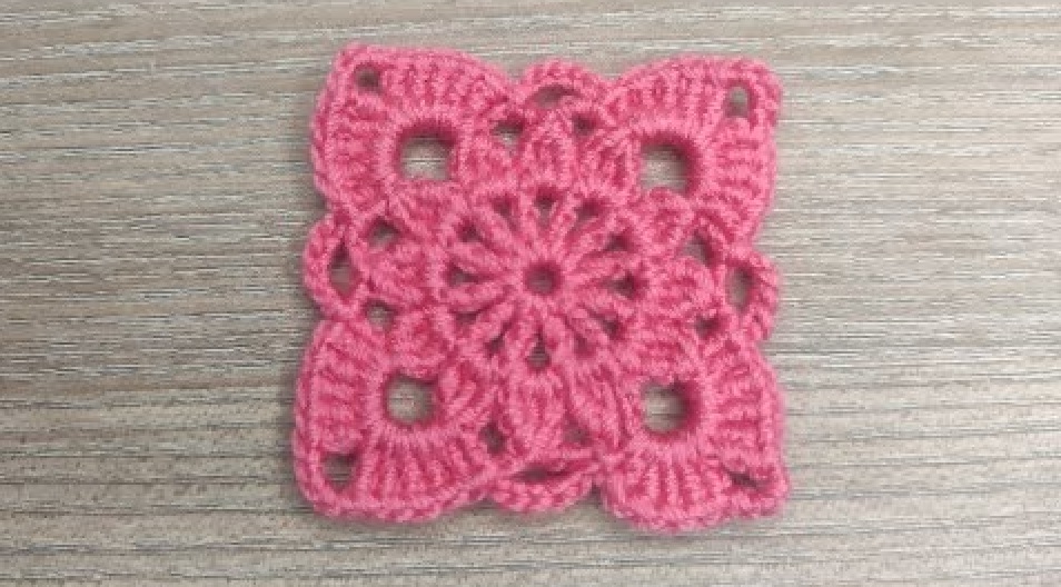 Создание и комбинирование квадратного мотива крючком смотреть онлайн