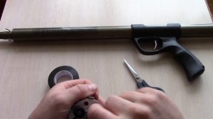 Устанавливаем катушку на подводное ружьё