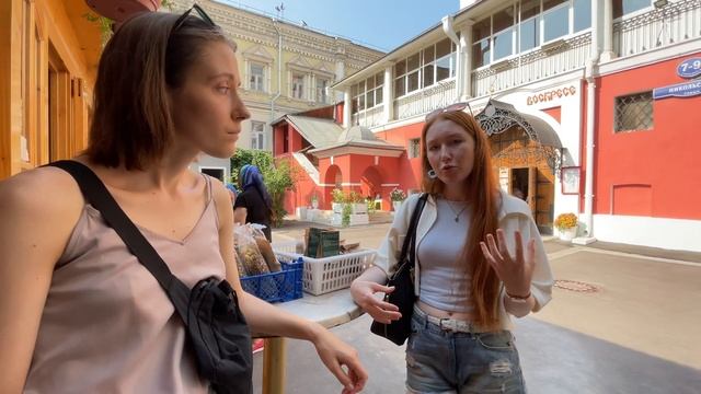 EPIC Russian STREET FOOD for $0.5! WHERE TO EAT IN MOSCOW? | Street food tour with Eli from Russia. смотреть онлайн