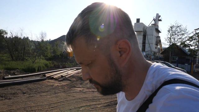 В г.Сим на берегу реки, в природоохранной зоне поставили асфальтный завод! смотреть онлайн