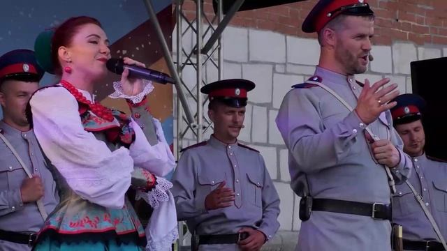 День Пряника. Обзор смотреть онлайн