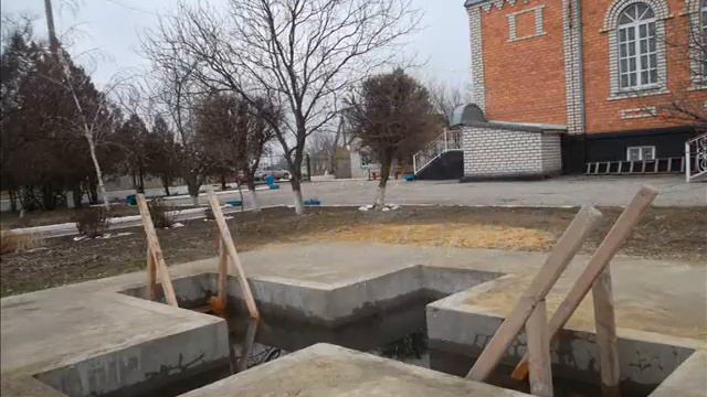 Приютное, Калмыкия, Крестовоздвиженская церковь смотреть онлайн