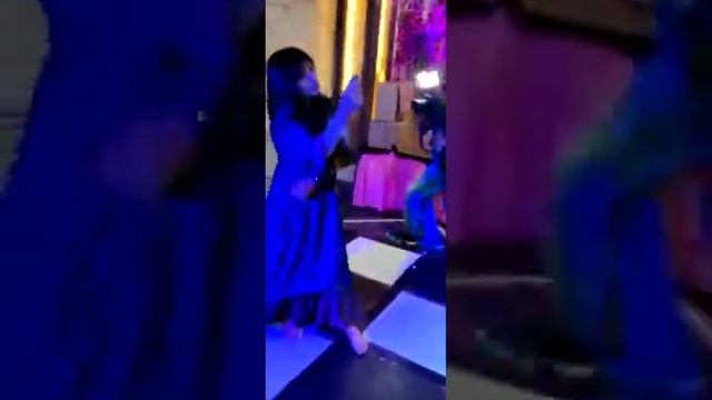 mere jiaji jinke aage ji смотреть онлайн