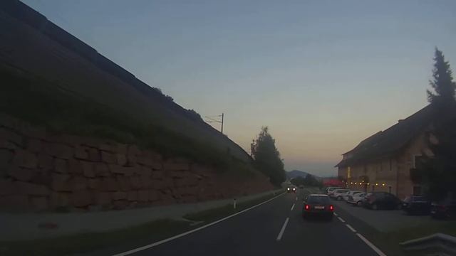 Дорога домой из Италии через Тарвизио смотреть онлайн