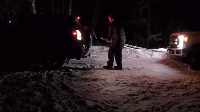 Toyota Rav4 3 5 V6 pull out Ford F250 from the snow смотреть онлайн