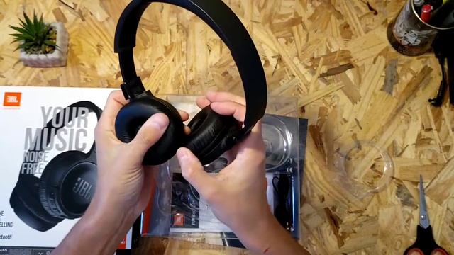 ?Unboxing Auriculares JBL 600BT con cancelación activa de sonido смотреть онлайн