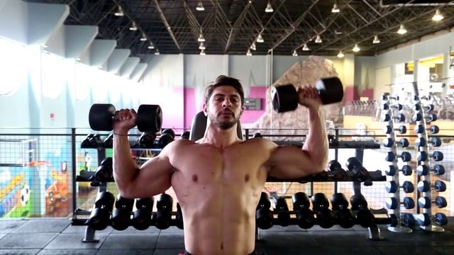 5 Упражнений С Весами Для Увеличения Плеч смотреть онлайн