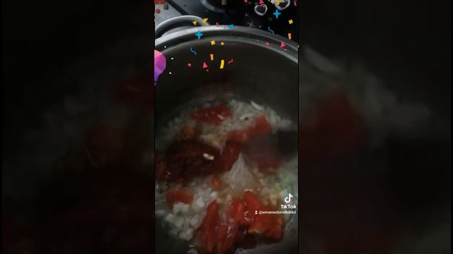 Блюдо из турецкой кухни. Нут в  томатном соусе вкусно сытно и не обычно