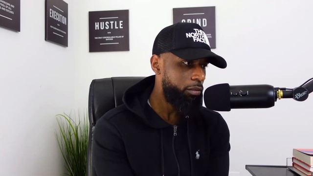 He said food service truck driver’s are LYING!! What do you think? ???#trucking #truckdriver смотреть онлайн