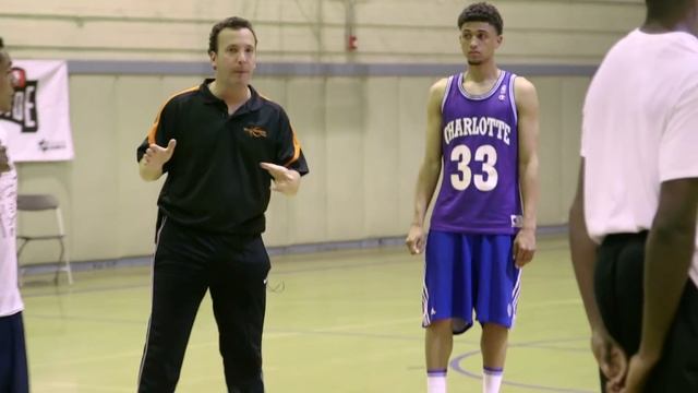 How To Attack A 2-3 Zone Defense смотреть онлайн