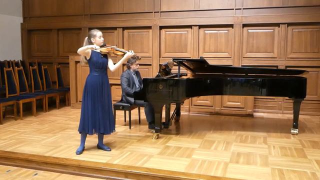 Oriana Wojciechowska Age 12 Group C. 1.H.Wieniawski.Caprice 3 2.H.Wieniawski.Romance Sans Paroles