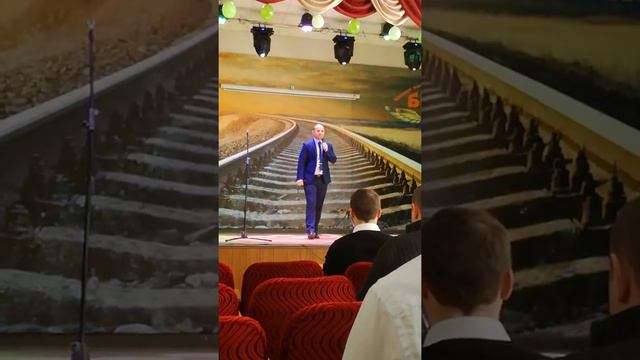 БКУТ Выпускной 2018 Финальные аккорды))) смотреть онлайн