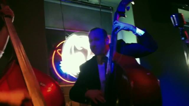 JAM # 043 @ THE HAT BAR – ДУЭТ КОНТРАБАСОВ смотреть онлайн