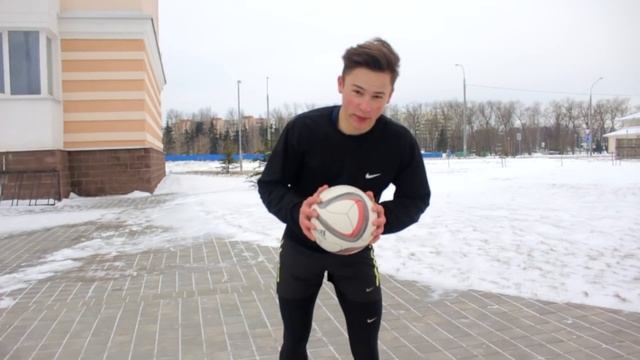 Как высоко можно подбить футбольный мяч? Рекорд! смотреть онлайн