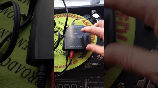 How to connect a CD player or Stream music смотреть онлайн