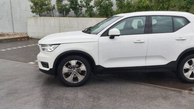 VOLVO XC40 D3 Geartronic Business Plus смотреть онлайн