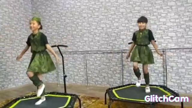 Катюша на мини батутах. Кыргызстан?? смотреть онлайн