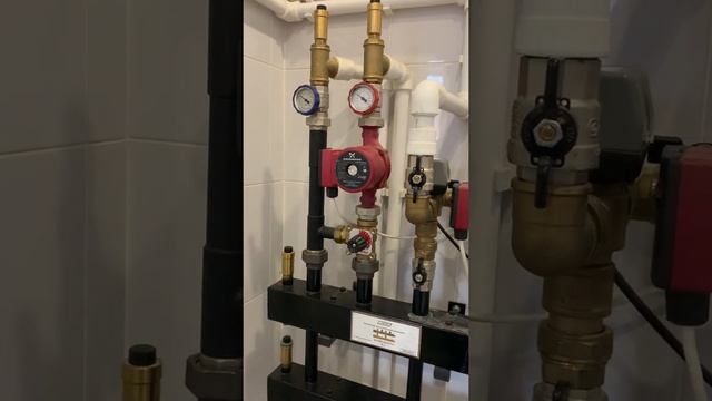 Обзор котельной. Плюсы и минусы.Как понять что у Вас есть в котельной, а чего нет и как это работае смотреть онлайн