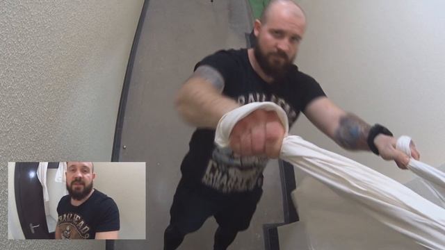 ПРОКАЧАТЬ СПИНУ БЕЗ ТУРНИКА И ЖЕЛЕЗА В ДОМАШНИХ И ОКОЛОДОМАШНИХ УСЛОВИЯХ! смотреть онлайн