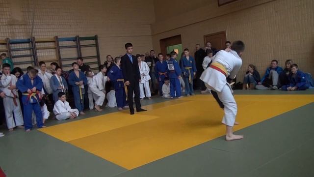 Ольха Даниель - Горностай Никита. -46 кг. Чемпионат КДЮСШ-14. 2004-2005 г.р. 13.03.2016. смотреть онлайн