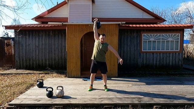 Рывок гири 40 кг 14 раз (по 7 каждой рукой) смотреть онлайн