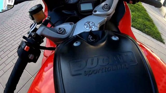 Ducati ST4 смотреть онлайн