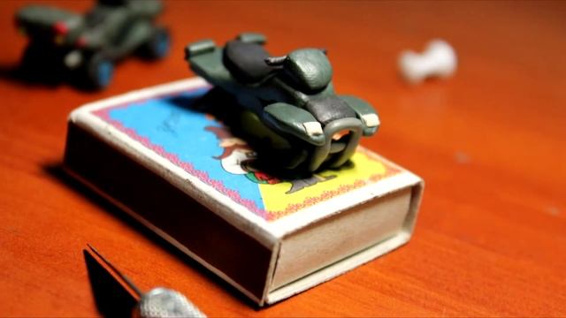 СДЕЛАЛ КВАДРОЦЫКОЛ ИЗ ПЛАСТИЛИНА !!! смотреть онлайн