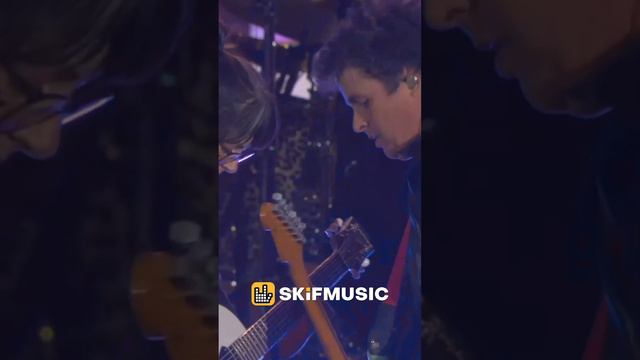 МЕЧТА ФАНАТА РОК-ГРУППЫ | SKIFMUSIC.RU смотреть онлайн