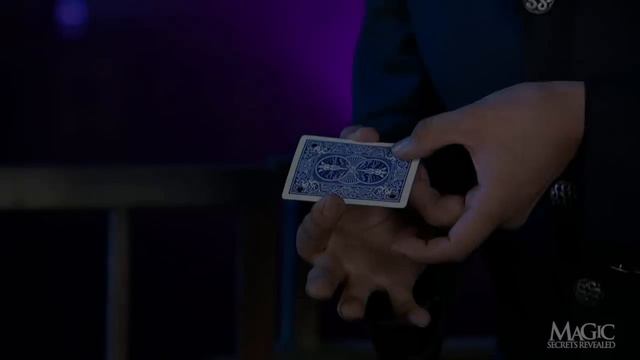 HOLE-Y CARD TRICK, MASKED MAN! смотреть онлайн