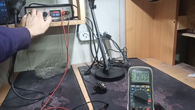 ВАЗ 2104 Не работает генератор, не горит лампа аккумулятора на панели приборов смотреть онлайн