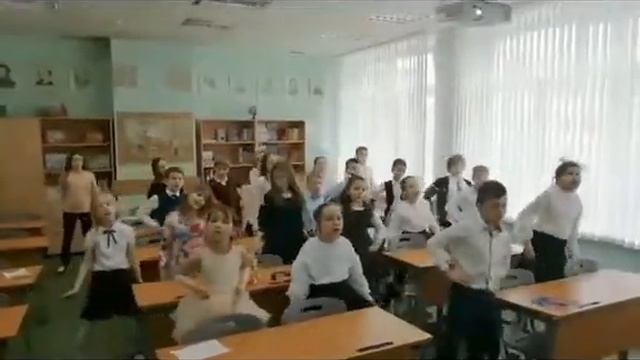 С Праздником, дорогие Мамы!! смотреть онлайн