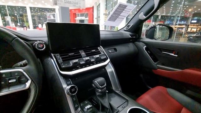 2023 Toyota Land Cruiser LC300 | Interior Exterior Walkaround смотреть онлайн