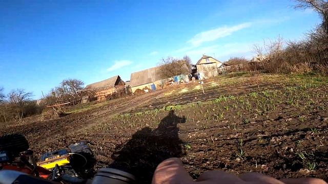 Боронование участка легкой бороной. смотреть онлайн