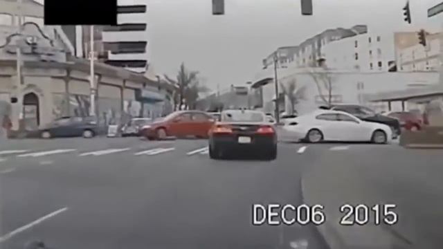 Действия полиции США при невыполнении требования остановиться смотреть онлайн