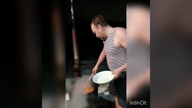 Рыба по гречески в казане на костре ... смотреть онлайн