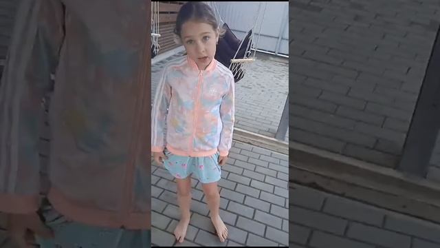 Облился водой на видео или 24ч говарю Полине ДА смотреть онлайн