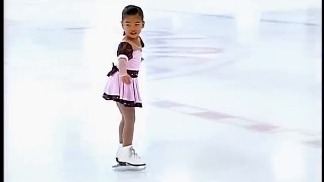Pre-Alpha routine at the Aliso Viejo Ice Skating Competition - Age 5 смотреть онлайн