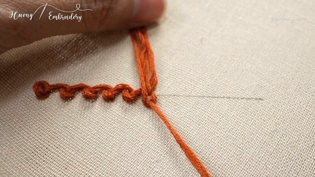Basic hand embroidery tutorial. Scroll stitch for beginners смотреть онлайн