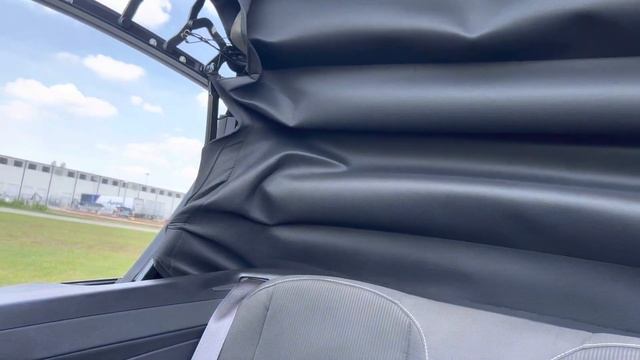 2015 Chevrolet Camaro V6 Convertible, up for sale on eBay May 21, 2023 - May 28, 2023 смотреть онлайн