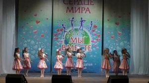 Вокальный ансамбль "Карамельки"  7- 8 лет г. Воронеж.  Песня "Росиночка - Россия".