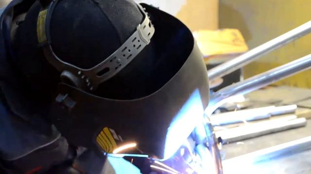 Как правильно сделать барный стул. Часть 1 смотреть онлайн