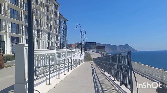 АНАПА. 8 сентября 2022 г. +24. Обновленная набережная 40 лет Победы. Аппартаменты Граф Толстой. смотреть онлайн