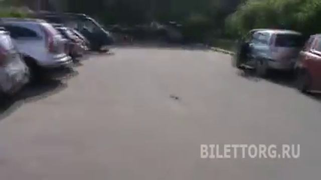 Парковка у цирка Аквамарин смотреть онлайн