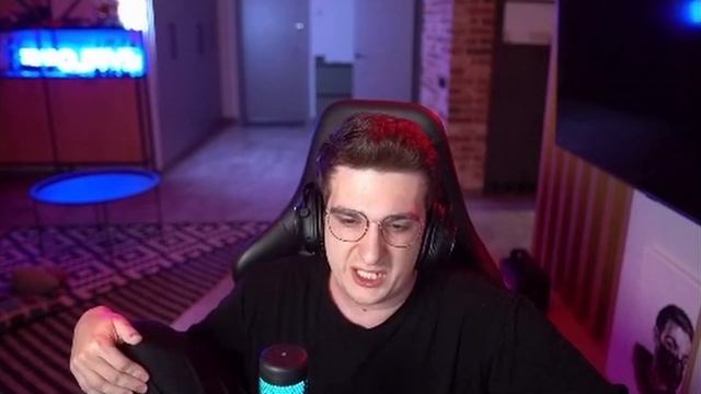 эвелон конфликт с бустером || Evelone192