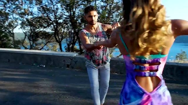 GRUPO EXTRA Ft. WILLY Y NOURA ► ESTA NOCHE (OFFICIAL VIDEO) (BACHATA) смотреть онлайн