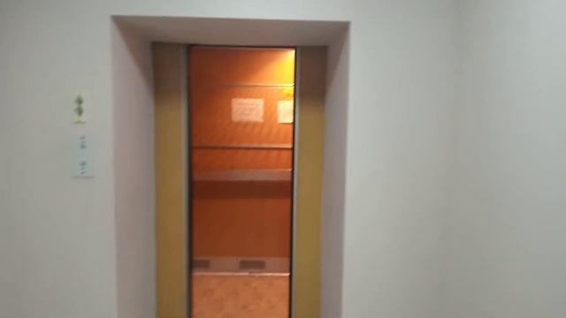 Лифт КМЗ, Г/П 1000кг, V=1 м/сек (4 поликлиника старая, г. Полтава) смотреть онлайн