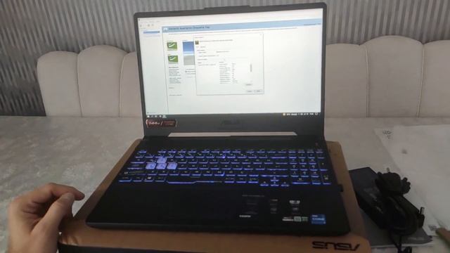 Asus TUF Gaming F15 FX506HE HN005 Intel Core i7 11800H 16GB 1TB SSD RTX 3050Ti 144 Hz Kutu Açılımı смотреть онлайн